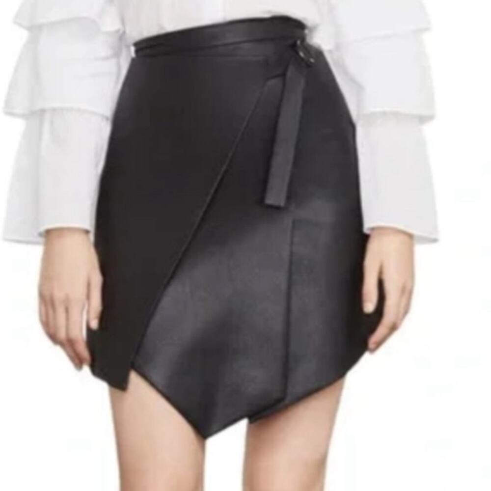 BCBG Maxazria faux leather asymmetrical skirt black sz S